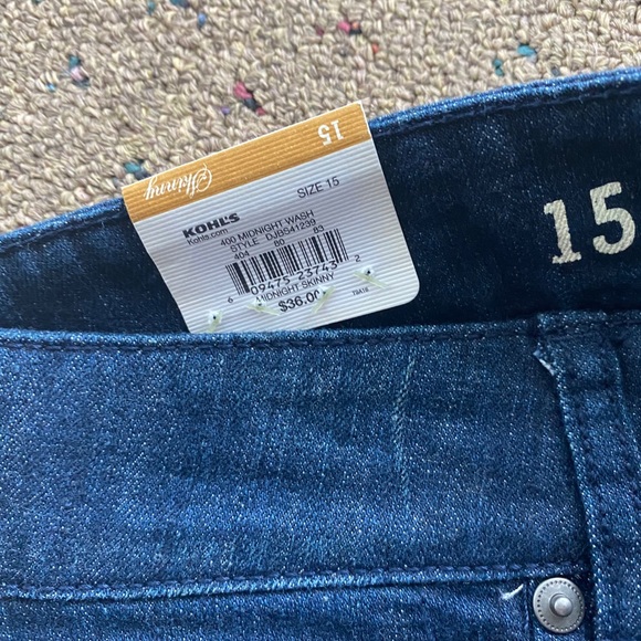 NWT SO Skinny Jeans | size 15 - Picture 4 of 9